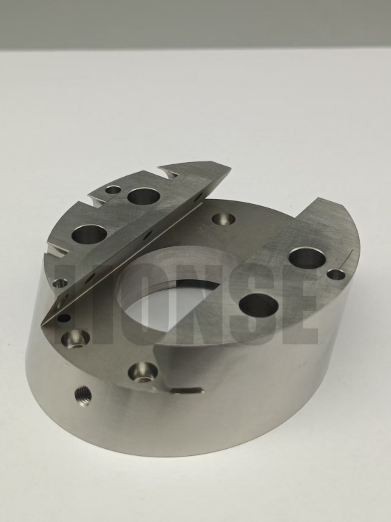 Линеарна шина за водич