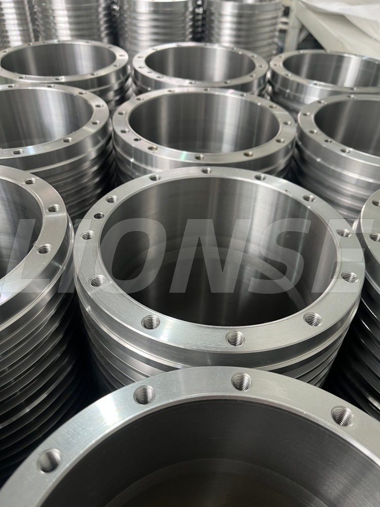 Технолошката итерација ја овластува индустриската надградба - машинските делови со чаури воведуваат ново поглавје од апликации со висока прецизност